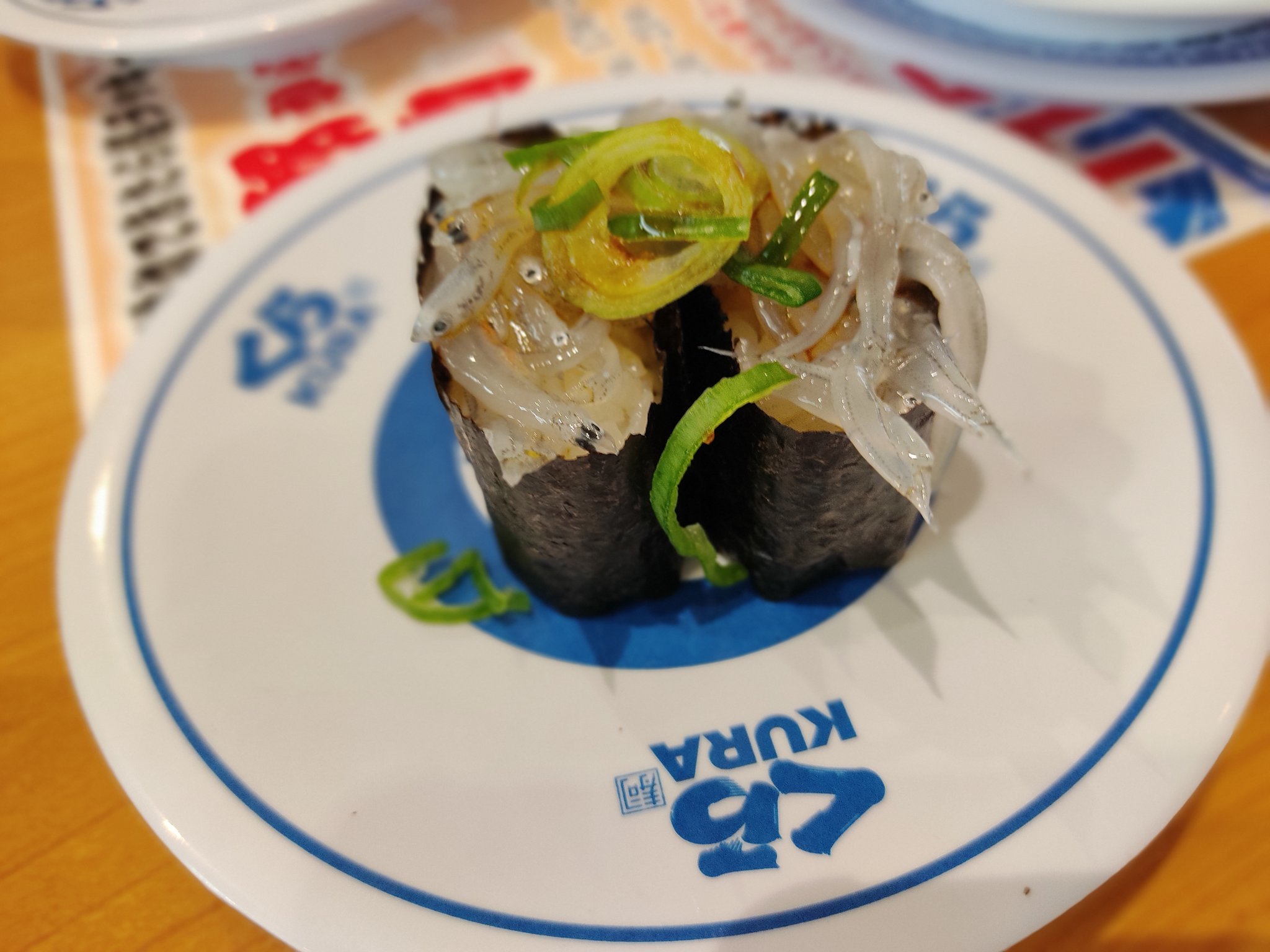 https://kumachabin.net/archives/2023/03/sushi.jpg